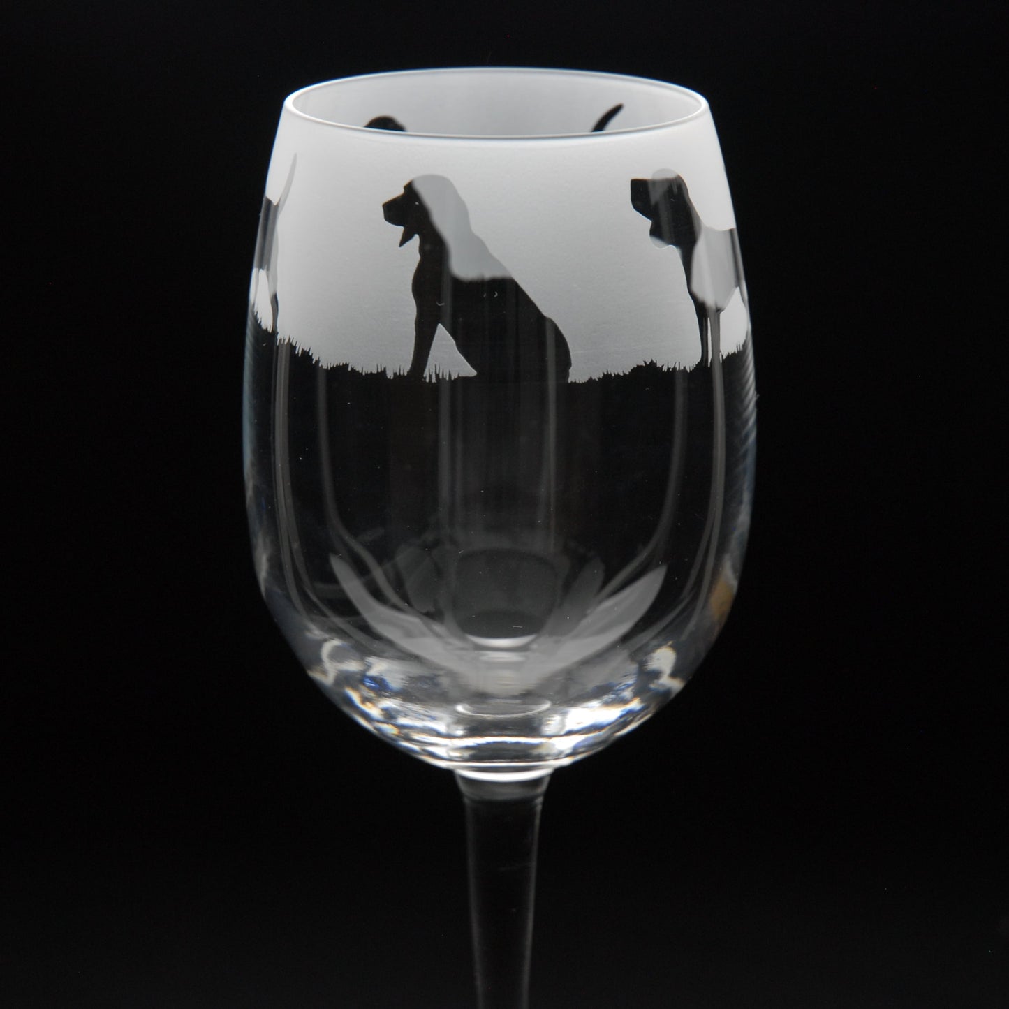 Beagle Dog Crystal Wine Glass - Hand Etched/Engraved Gift