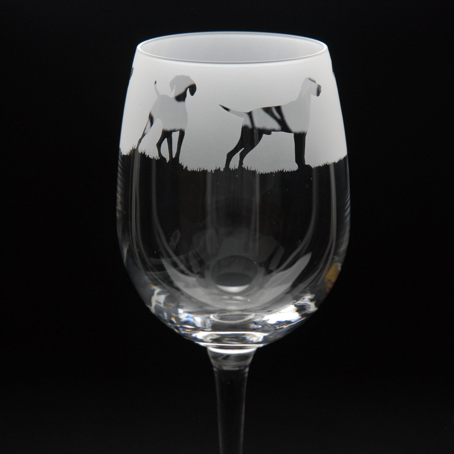 Hungarian Vizsla Dog Crystal Wine Glass - Hand Etched/Engraved Gift