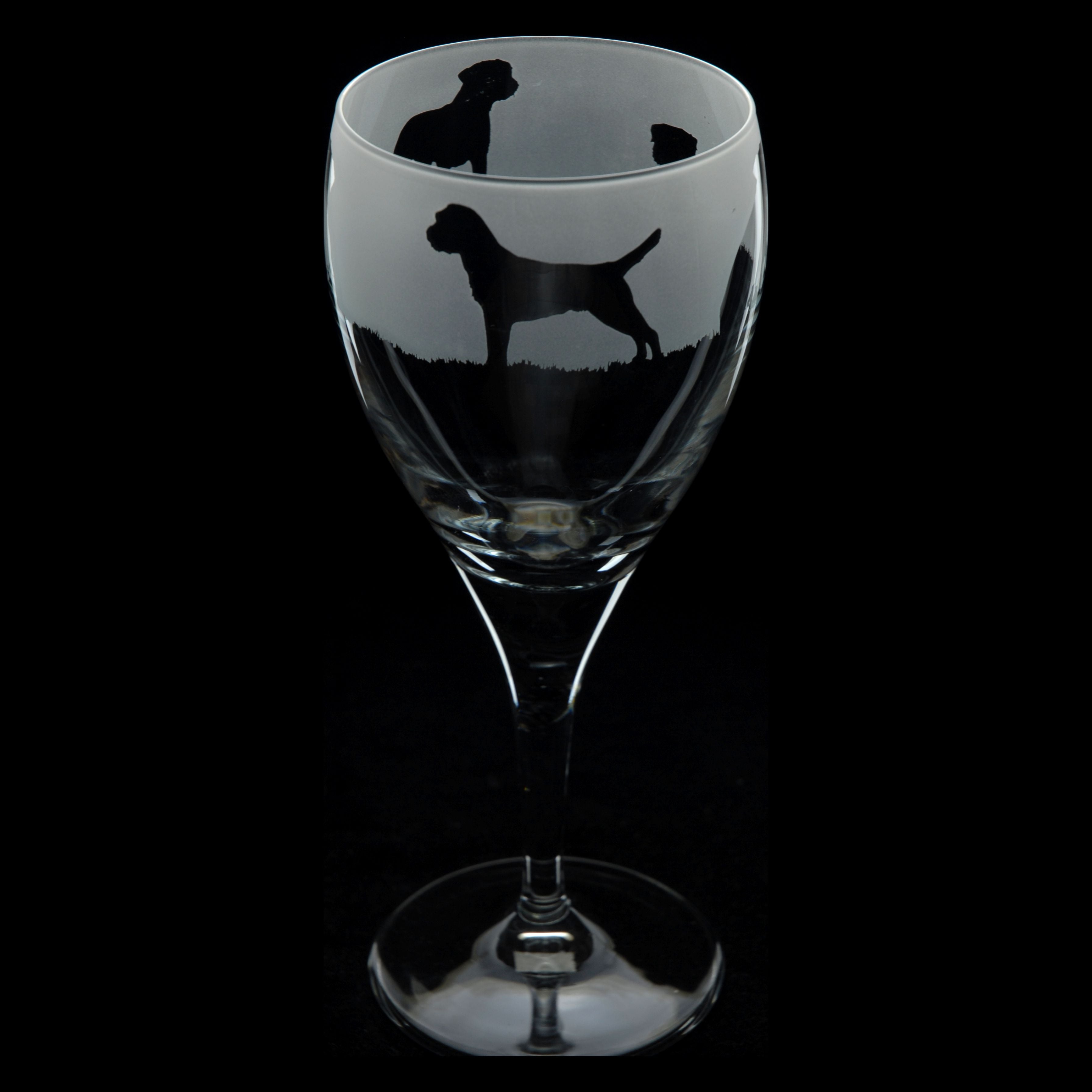 Gesneden Glazen Cocker Spaniel In Handgemaakte Houten Basis