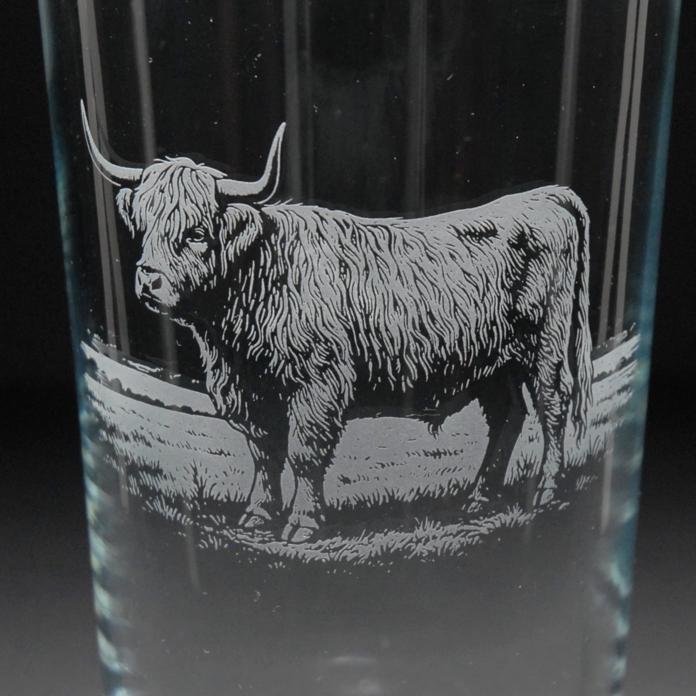 Highland Cow Whiskey Tumbler Glass - Hand Etched/Engraved Gift