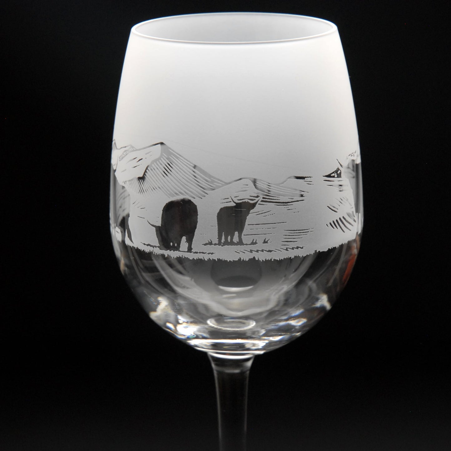 Highland Cattle Crystal Wine Glass - Hand Etched/Engraved Gift