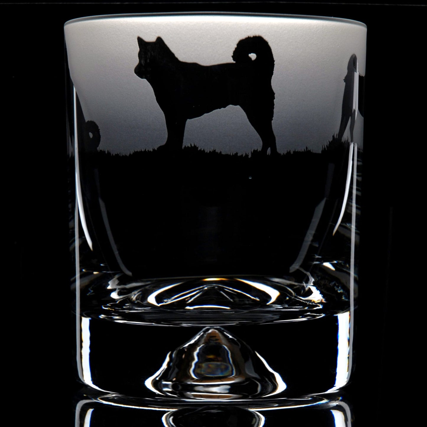 Akita Dog Whiskey Tumbler Glass - Hand Etched/Engraved Gift