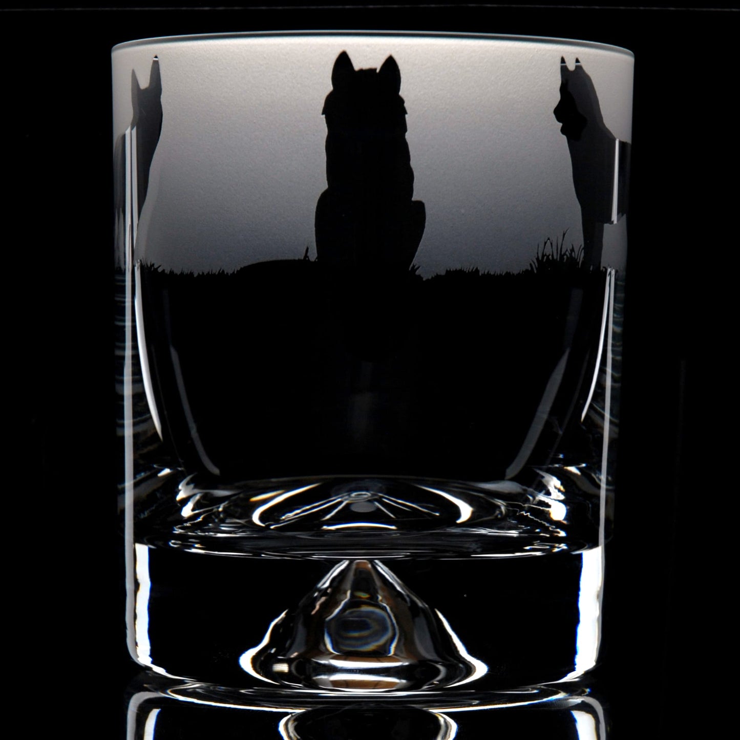 Husky Dog Whiskey Tumbler Glass - Hand Etched/Engraved Gift